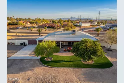 11138 W Hatcher Road, Sun City, AZ 85351 - Photo 37