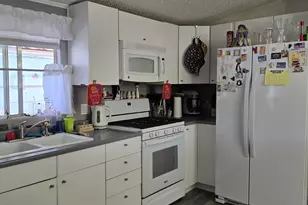 6942 W Olive Ave, Peoria, AZ 85345 - Photo 11