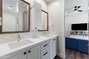 7130 E Belmont Ave, Paradise Valley, AZ 85253 - Photo 37