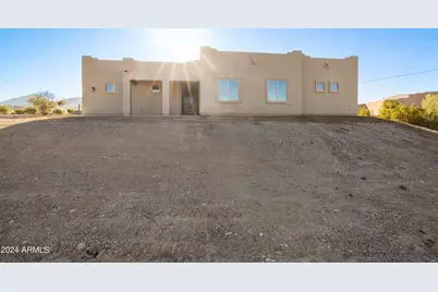 40408 N 2nd Drive, Phoenix, AZ 85086 - Photo 1