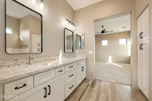 40408 N 2nd Dr, Phoenix, AZ 85086 - Photo 25