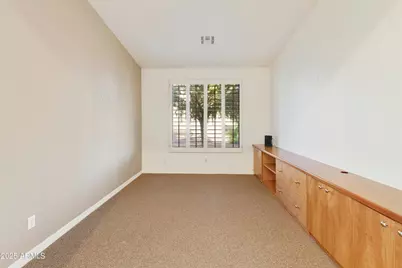 4527 E Sycamore Court, Gilbert, AZ 85298 - Photo 7