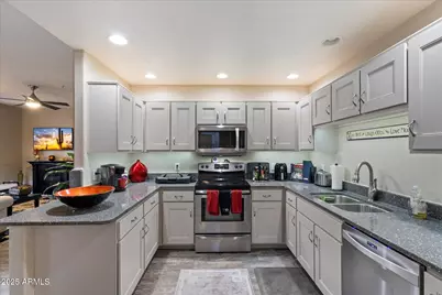 15252 N 100th Street #1146, Scottsdale, AZ 85260 - Photo 7