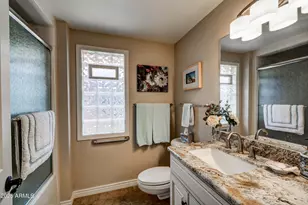 20037 N Welk Dr, Sun City, AZ 85373 - Photo 17