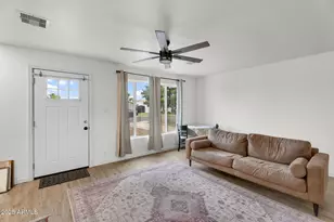 2434 N 37th Wy, Phoenix, AZ 85008 - Photo 3