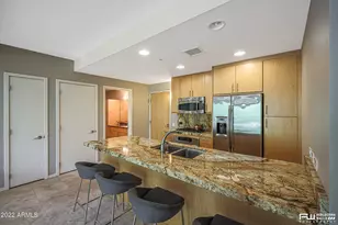 7117 E Rancho Vista Dr, Scottsdale, AZ 85251 - Photo 9