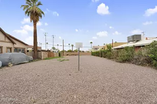1318 E Jefferson St, Phoenix, AZ 85034 - Photo 9