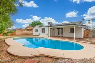 4810 W Laurel Ln, Glendale, AZ 85304 - Photo 1