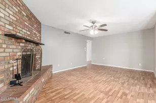 4810 W Laurel Ln, Glendale, AZ 85304 - Photo 9