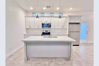 3000 N 37th Street #6, Phoenix, AZ 85018 - Photo 3