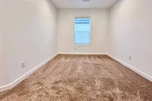 3000 N 37th St, Phoenix, AZ 85018 - Photo 11