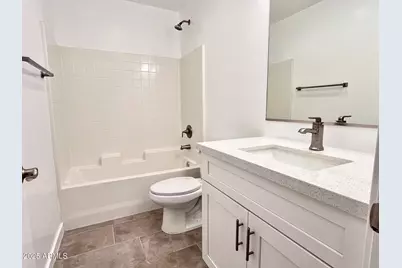 3000 N 37th Street #6, Phoenix, AZ 85018 - Photo 15