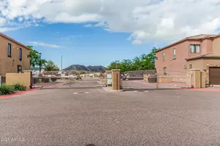 21655 N 36th Ave, Glendale, AZ 85308 - Photo 17