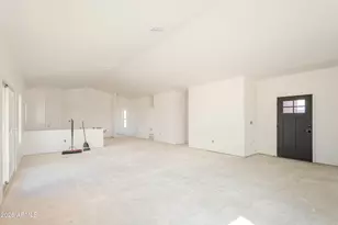 9413 S Caballero Loop, Hereford, AZ 85615 - Photo 7