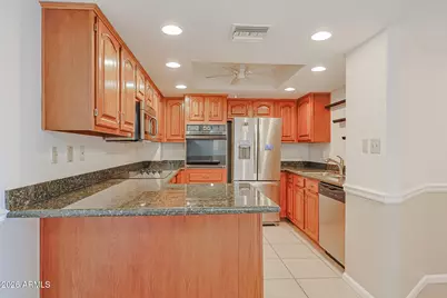 17404 N 99th Avenue #306, Sun City, AZ 85373 - Photo 9