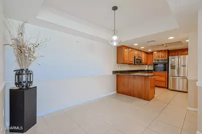 17404 N 99th Avenue #306, Sun City, AZ 85373 - Photo 9