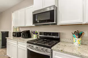 800 W Danish Red Trail, San Tan Valley, AZ 85143 - Photo 17