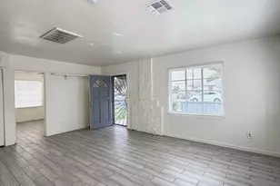 7210 N 55th Dr, Glendale, AZ 85301 - Photo 3