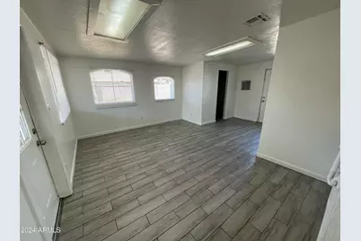 7210 N 55th Drive, Glendale, AZ 85301 - Photo 11