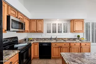 4154 E Rockledge Rd, Phoenix, AZ 85044 - Photo 7