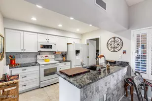 18424 N Spanish Garden Dr, Sun City West, AZ 85375 - Photo 13