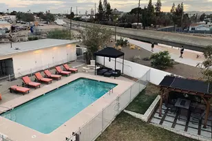 4231 N 13th Pl, Phoenix, AZ 85014 - Photo 1