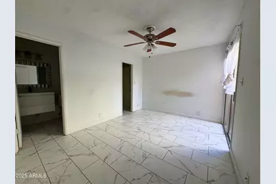 8161 N 107th Avenue #109, Peoria, AZ 85345 - Photo 7