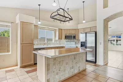 10763 W Runion Drive, Peoria, AZ 85373 - Photo 11