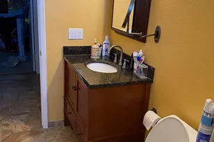 8742 E Berridge Ln, Scottsdale, AZ 85250 - Photo 25