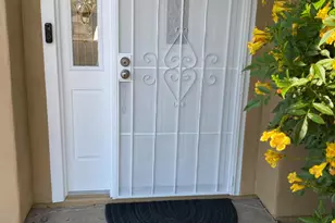 8742 E Berridge Ln, Scottsdale, AZ 85250 - Photo 29