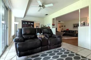 10509 W Roundelay Cir, Sun City, AZ 85351 - Photo 13