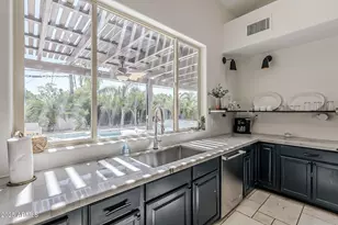 225 W Orchid Ln, Phoenix, AZ 85021 - Photo 15