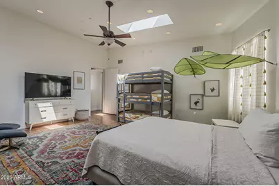 225 W Orchid Lane, Phoenix, AZ 85021 - Photo 21