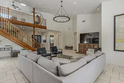 225 W Orchid Lane, Phoenix, AZ 85021 - Photo 9