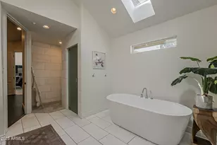 225 W Orchid Ln, Phoenix, AZ 85021 - Photo 35