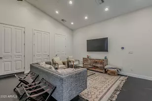 225 W Orchid Ln, Phoenix, AZ 85021 - Photo 25