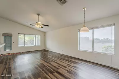 5153 W Topeka Drive, Glendale, AZ 85308 - Photo 11