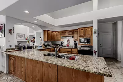 700 N Dobson Road #11, Chandler, AZ 85224 - Photo 21