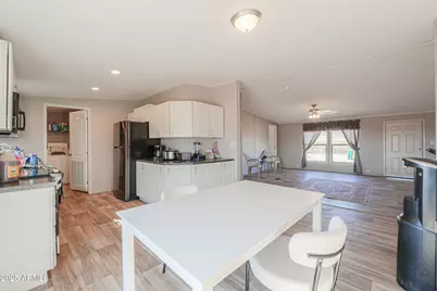 11091 N Garduno Road, Maricopa, AZ 85139 - Photo 9