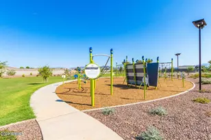 5750 W Raymond St, Phoenix, AZ 85043 - Photo 3