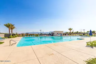 5750 W Raymond St, Phoenix, AZ 85043 - Photo 7