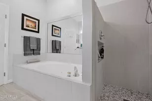 8270 N Hayden Rd, Scottsdale, AZ 85258 - Photo 19