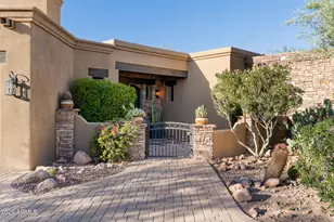 2466 S Pinyon Village Dr, Gold Canyon, AZ 85118 - Photo 9