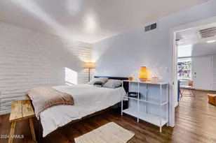 3737 E Turney Ave, Phoenix, AZ 85018 - Photo 11