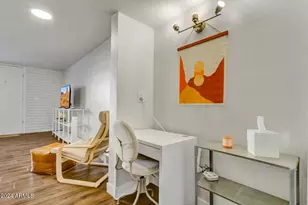 3737 E Turney Ave, Phoenix, AZ 85018 - Photo 9