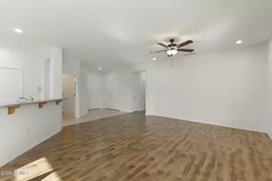 17167 N Augusta Ln, Surprise, AZ 85374 - Photo 9