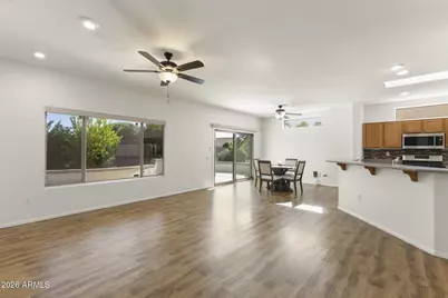 17167 N Augusta Lane, Surprise, AZ 85374 - Photo 11