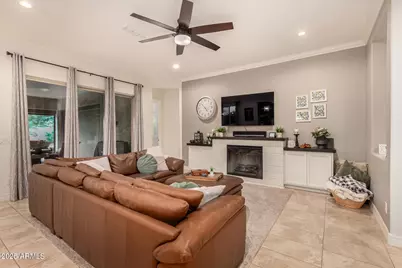 18377 W Elm Street, Goodyear, AZ 85395 - Photo 19