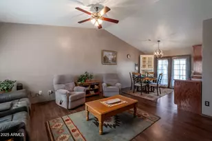 438 E Echo Ln, Florence, AZ 85132 - Photo 3