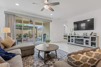 32261 N 21st Drive, Phoenix, AZ 85085 - Photo 9